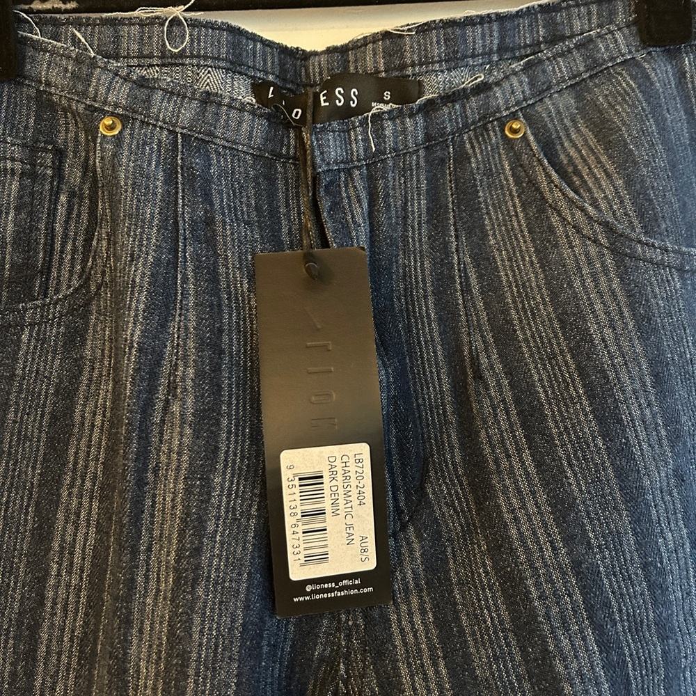 Lioness Blue Slim Jeans with Textured Fabric and Gold Hardware